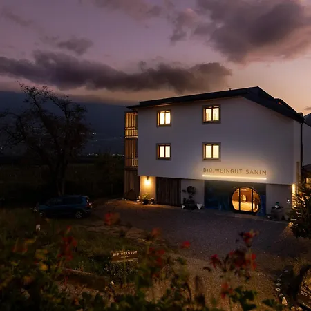 Bio Weingut Sanin